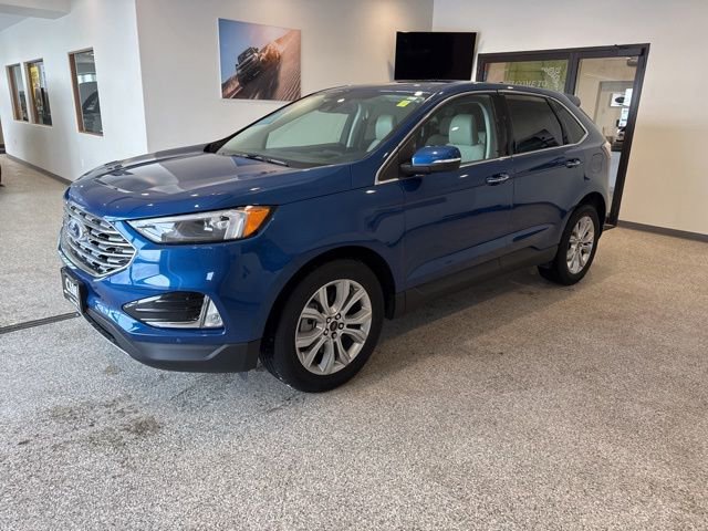 Used 2023 Ford Edge Titanium image 4