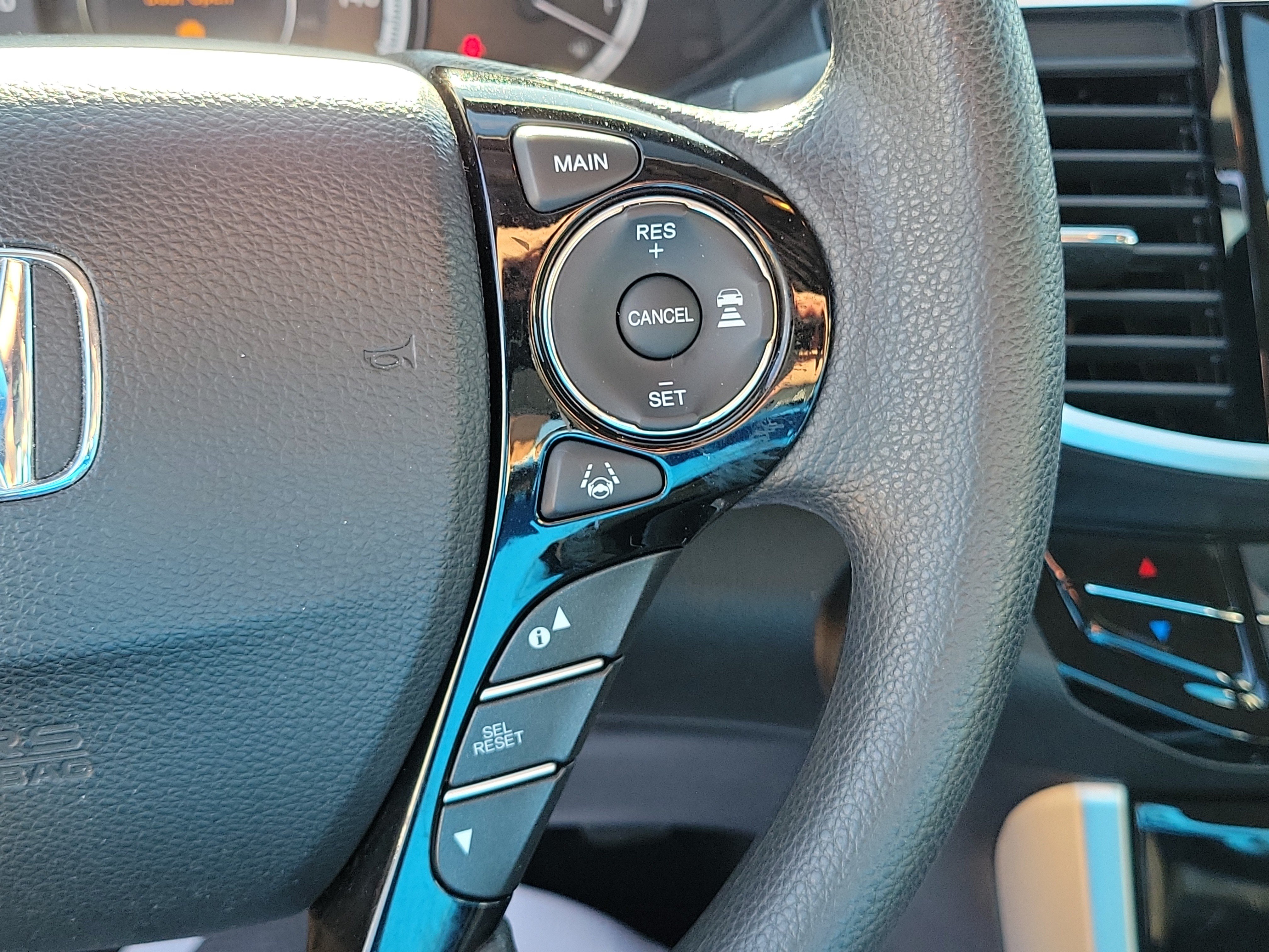 Used 2016 Honda Accord EX image 23