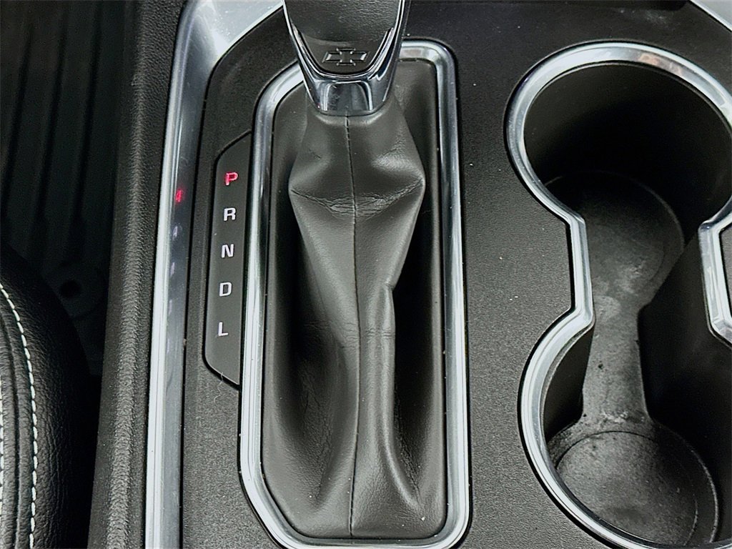 Used 2023 Chevrolet Traverse LT image 20