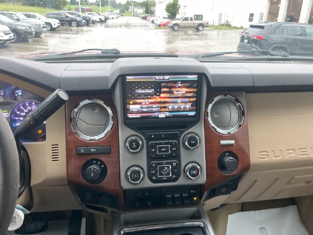 Used 2015 Ford F250 King Ranch w/ FX4 Off-Road Package AWD/4WD image 12