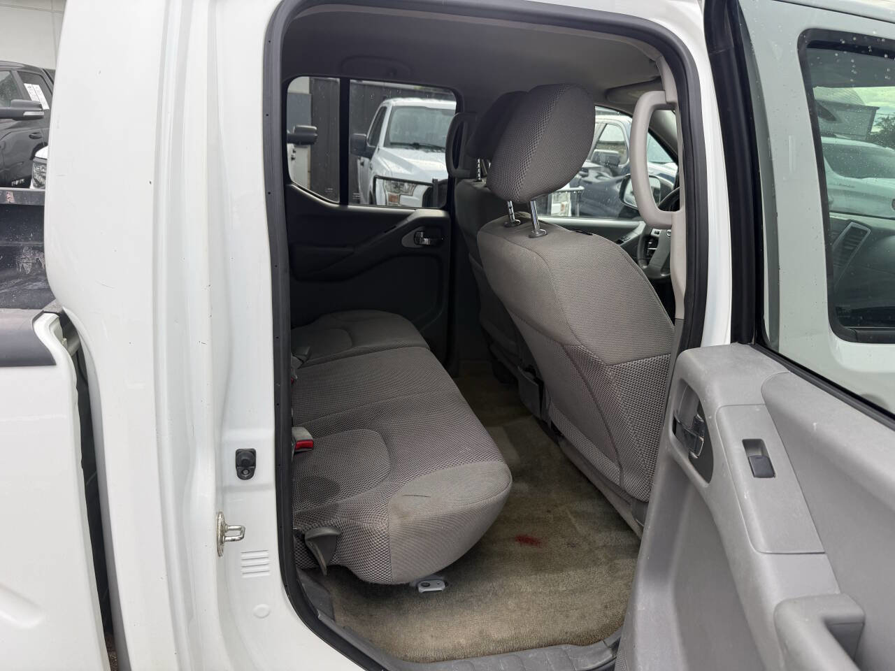 Used 2017 Nissan Frontier SV RWD image 15