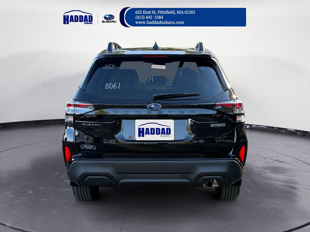New 2025 Subaru Forester Premium image 4