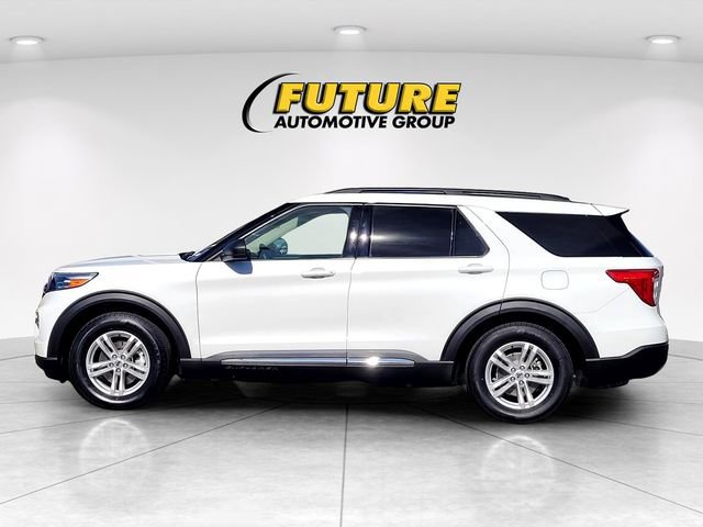 Certified 2022 Ford Explorer XLT w/ Equipment Group 202A image 7