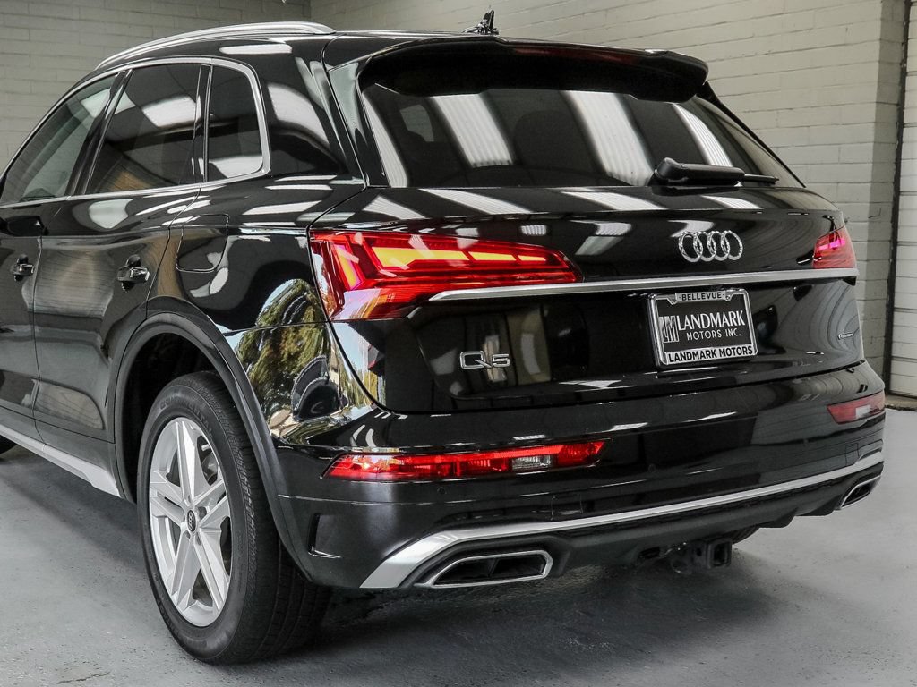 Used 2023 Audi Q5 e Premium Plus AWD/4WD image 35