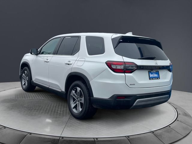 Used 2025 Honda Pilot EX-L image 3