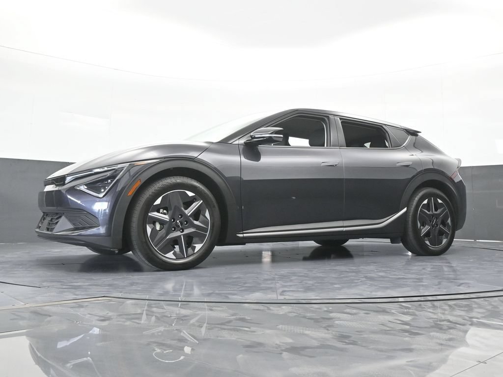 Used 2025 Kia EV6 Light RWD image 54