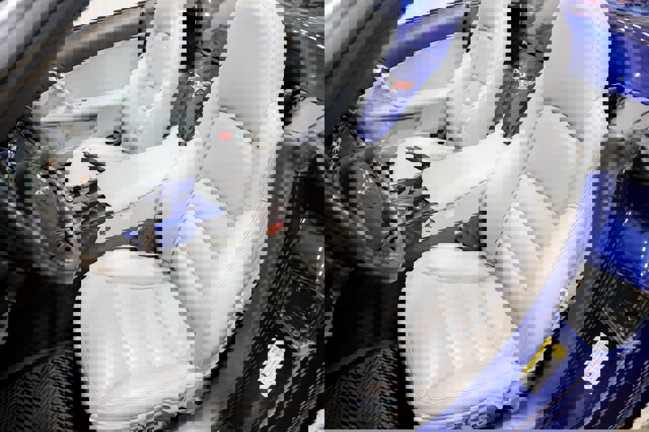 Used 2005 Chevrolet Corvette Convertible w/ Preferred Equipment Group image 11