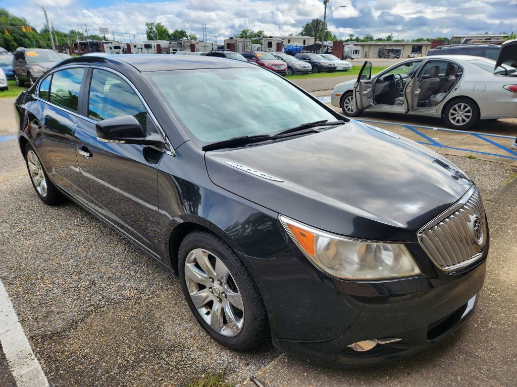 Used 2011 Buick LaCrosse CXS image 2