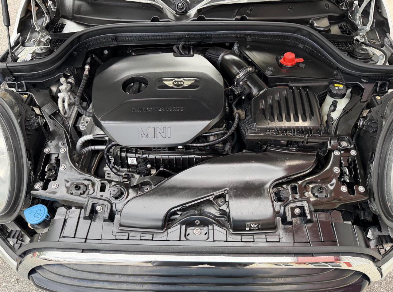 Used 2017 MINI Cooper Convertible image 18