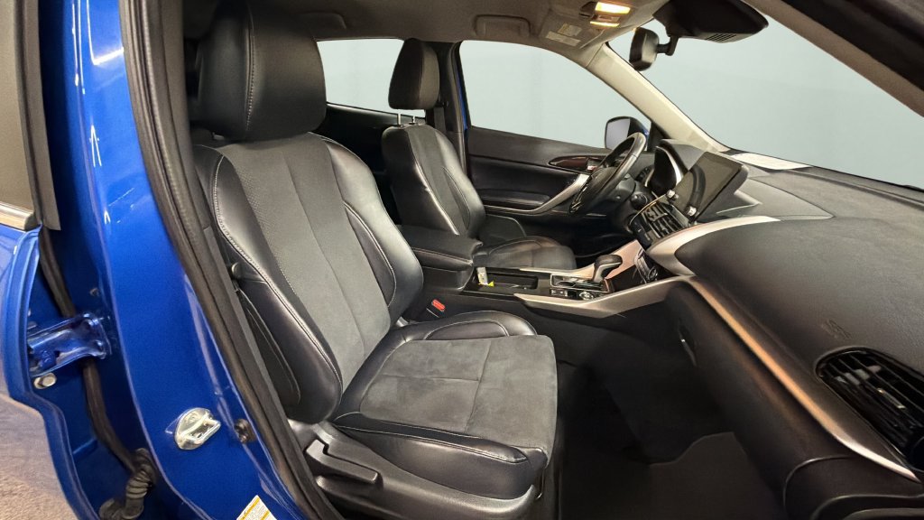 Used 2025 Mitsubishi Eclipse Cross SE AWD/4WD image 9