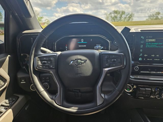 Used 2024 Chevrolet Silverado 2500 ZR2 w/ Technology Package AWD/4WD image 14