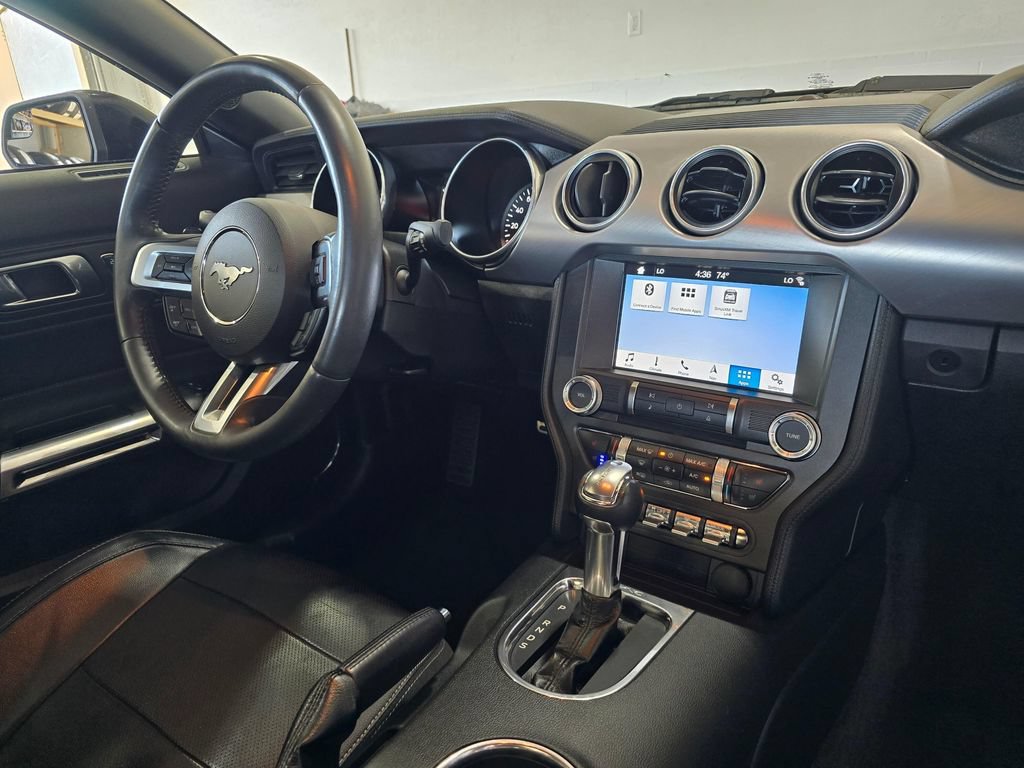 Used 2018 Ford Mustang GT Premium w/ Black Accent Package RWD image 31