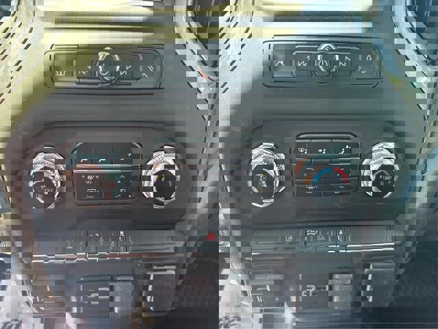 New 2025 GMC Sierra 2500 Pro w/ Convenience Package image 18