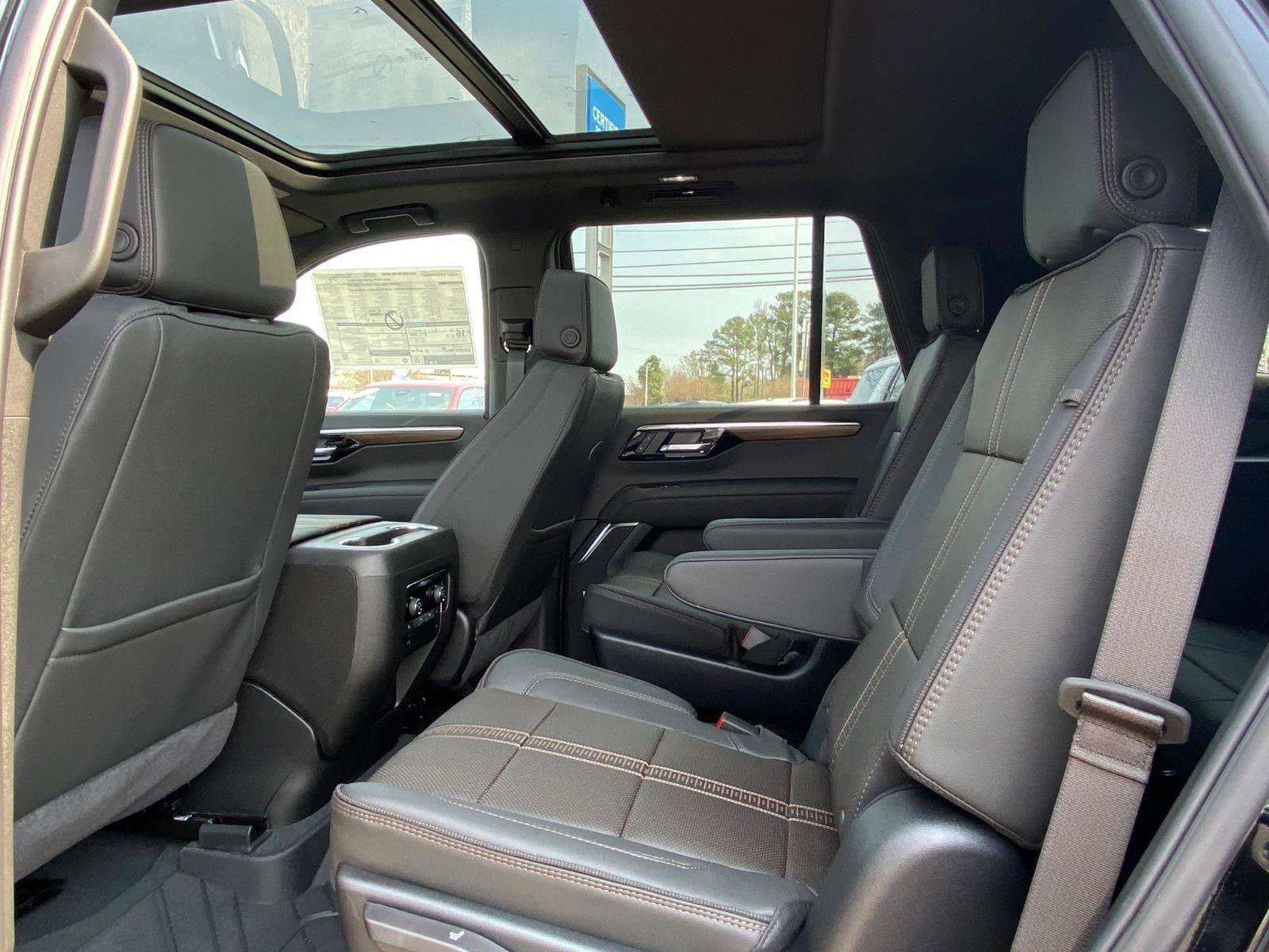 New 2026 Chevrolet Tahoe High Country AWD/4WD image 21