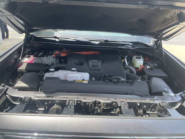 New 2026 Toyota Sequoia Platinum w/ TRD Off-Road Package AWD/4WD image 42