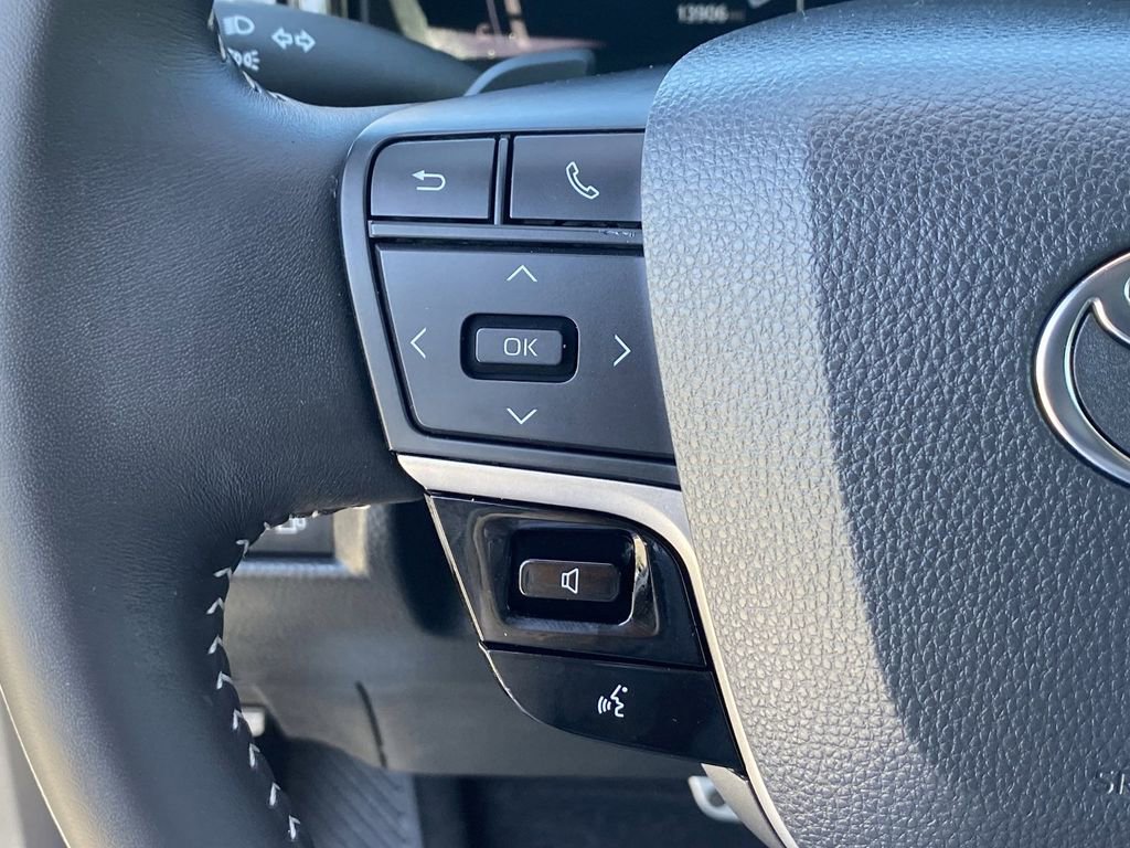 Certified 2025 Toyota Camry SE FWD image 26