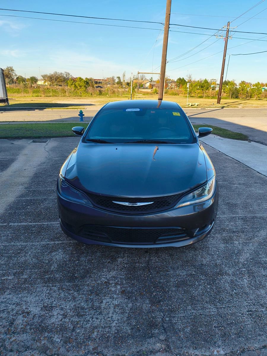 Used 2015 Chrysler 200 S image 7