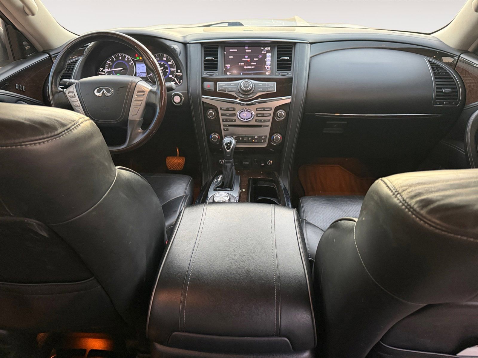 Used 2019 INFINITI QX80 Luxe w/ Proactive Package image 10