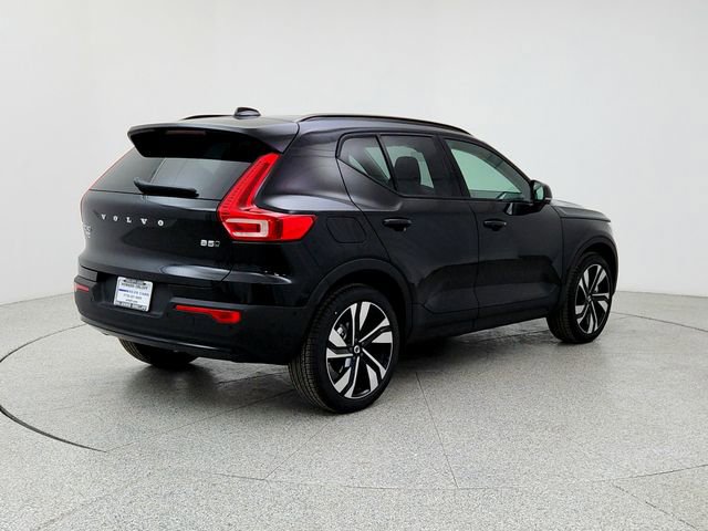New 2026 Volvo XC40 B5 Ultra w/ Climate Package image 5