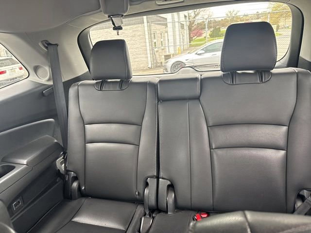 Used 2020 Honda Pilot Elite image 16