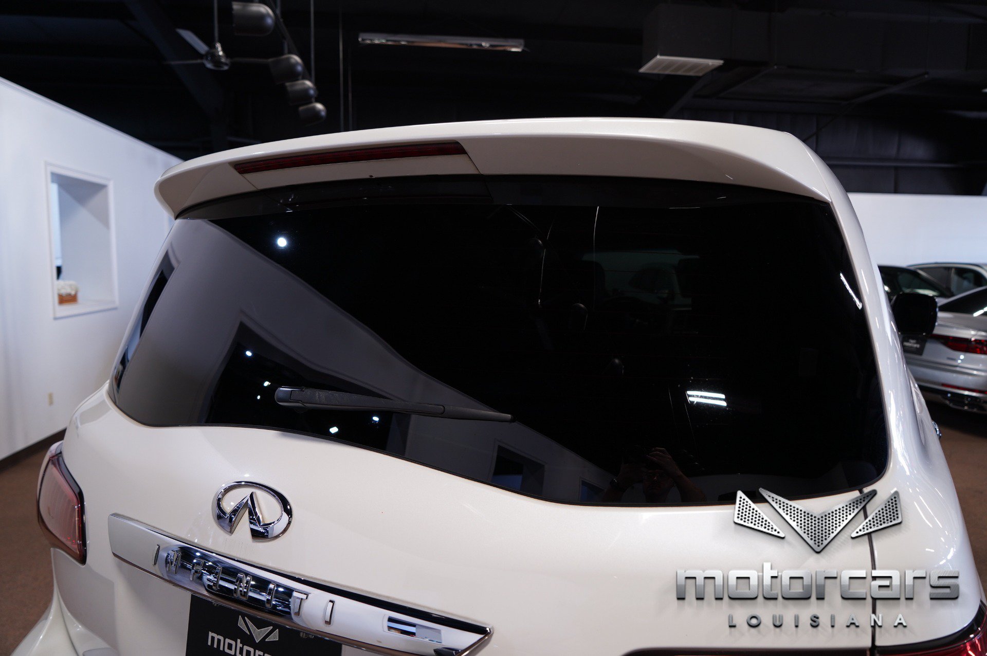 Used 2017 INFINITI QX80 2WD w/ Deluxe Technology Package image 14