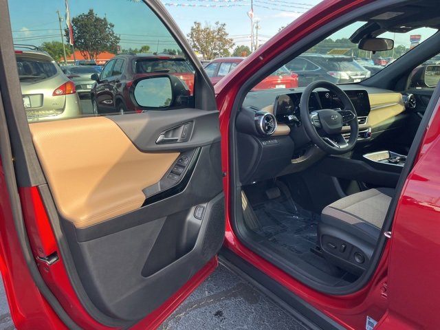 Used 2026 Chevrolet Equinox ACTIV image 4