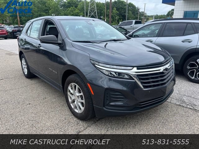 Used 2022 Chevrolet Equinox LS FWD image 2