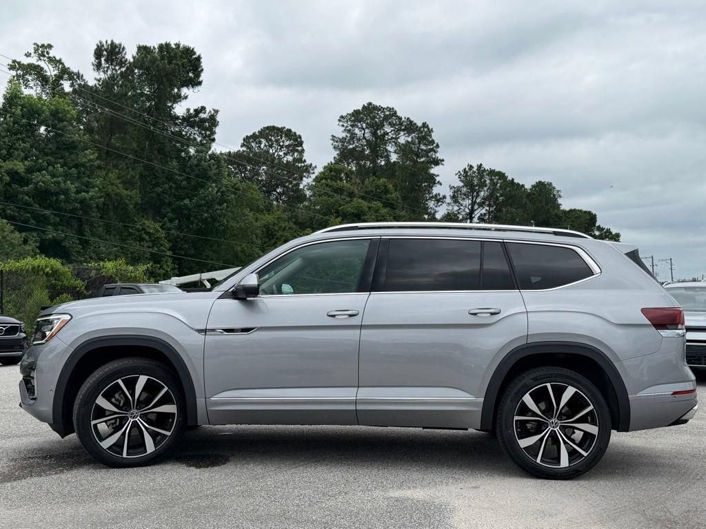 Used 2024 Volkswagen Atlas SEL Premium R-Line AWD/4WD image 8