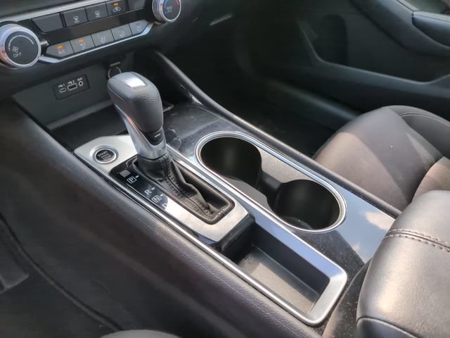 Used 2024 Nissan Altima 2.5 SV FWD image 18