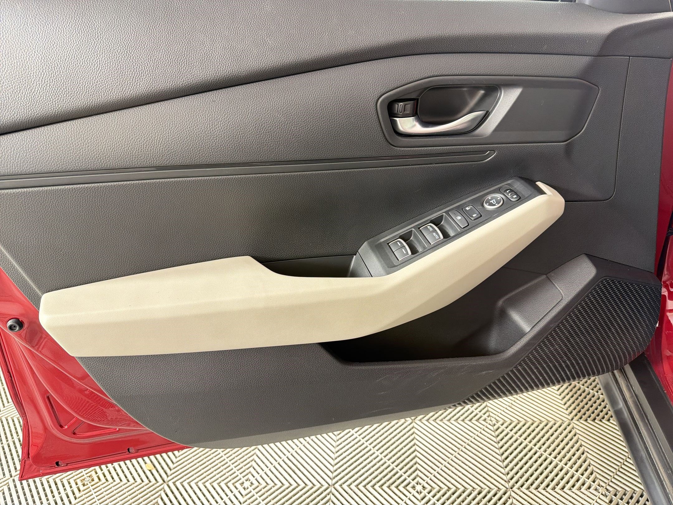 Certified 2023 Honda Accord LX image 13