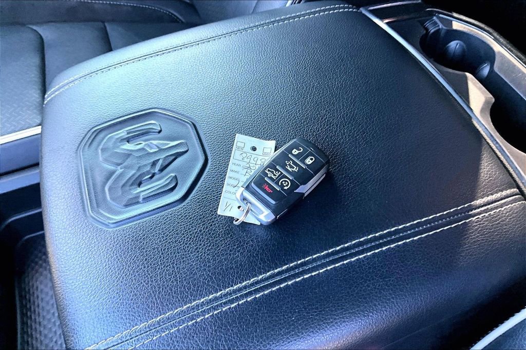 Used 2019 RAM 1500 Laramie image 33