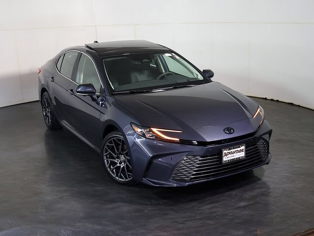 Used 2026 Toyota Camry XLE w/ Premium Plus Package AWD/4WD image 7