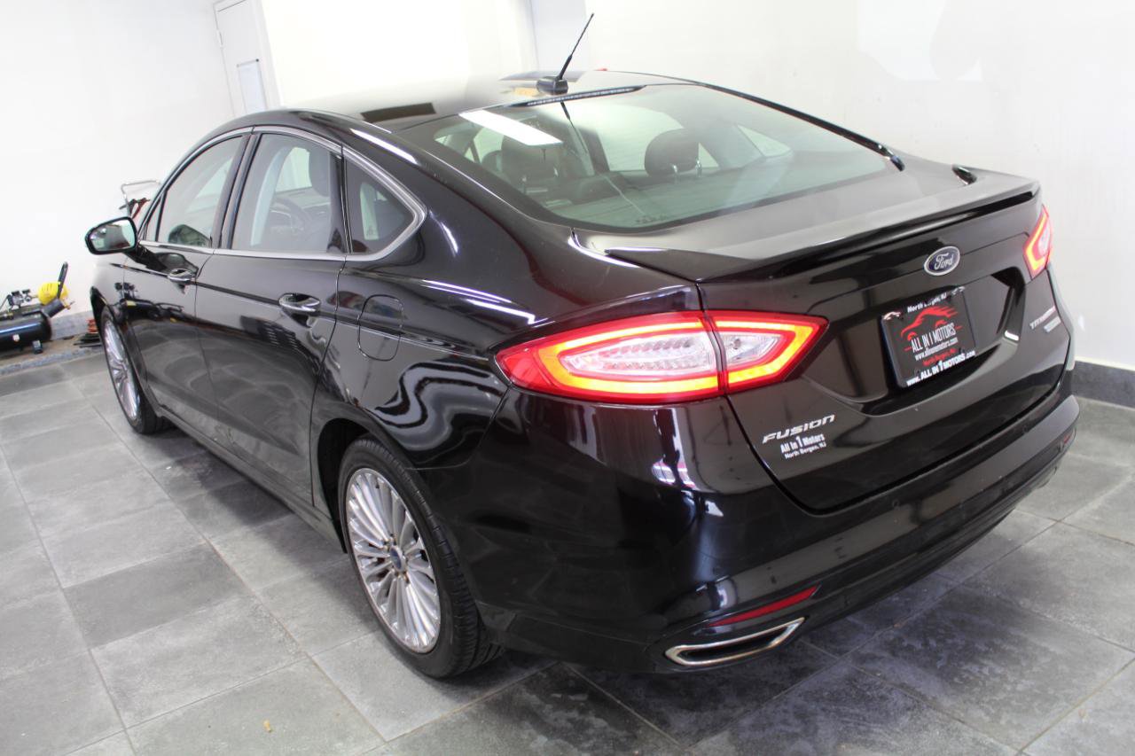 Used 2014 Ford Fusion Titanium FWD image 4