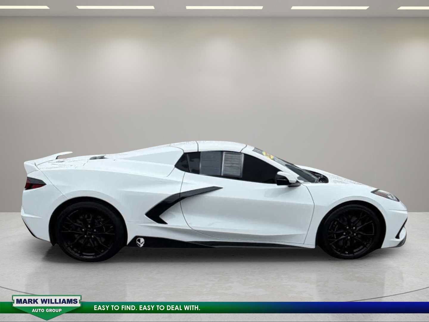 Used 2023 Chevrolet Corvette Stingray Preferred Conv w/ Z51 Performance Package RWD image 22