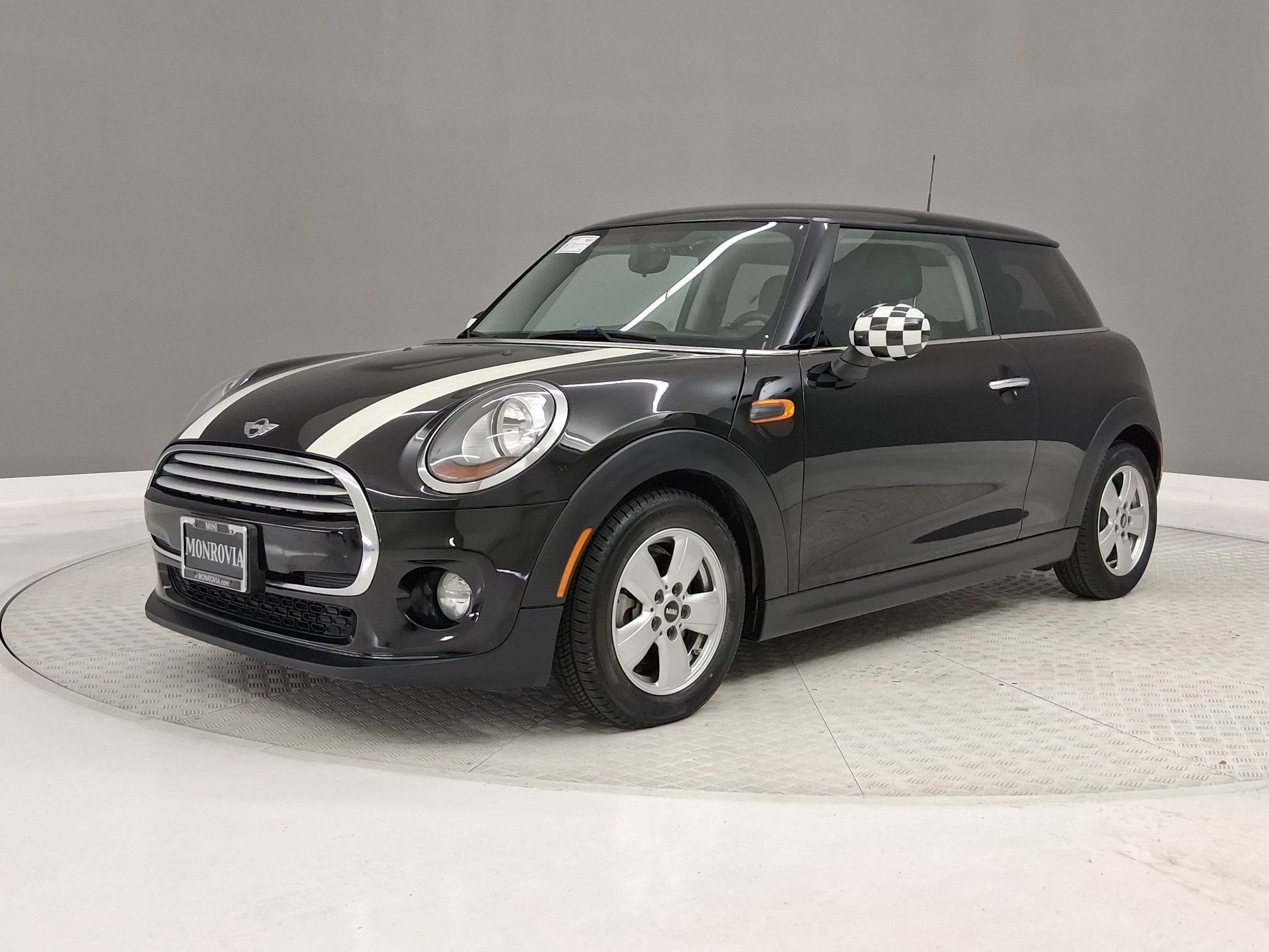 Used 2014 MINI Cooper 2-Door Hardtop FWD image 31