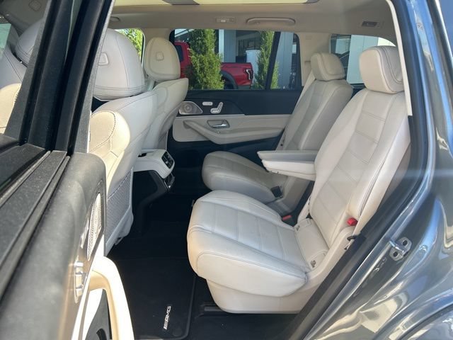 Used 2023 Mercedes-Benz GLS 450 4MATIC image 25