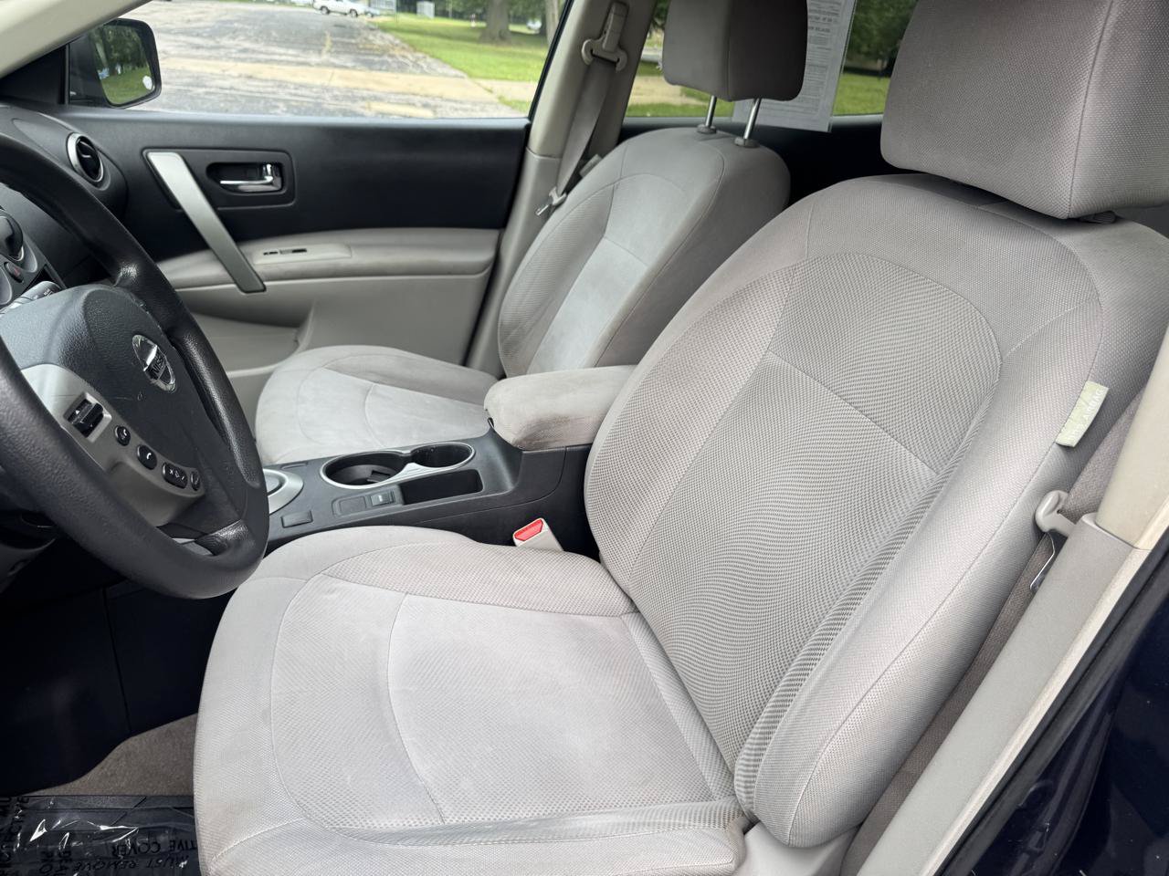 Used 2015 Nissan Rogue S w/ Convenience Package FWD image 26