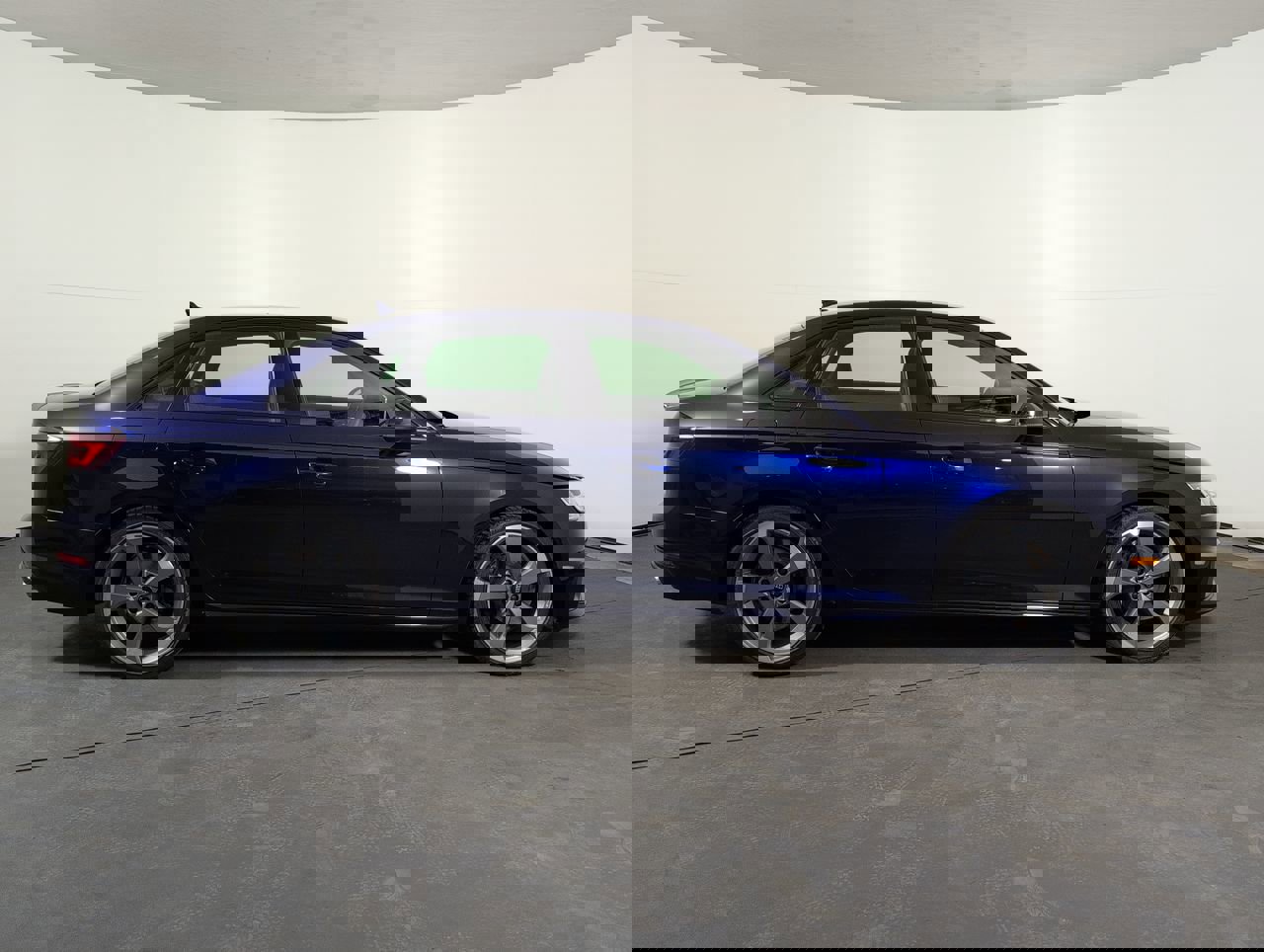 Used 2019 Audi S4 Premium Plus w/ Premium Plus Package image 38