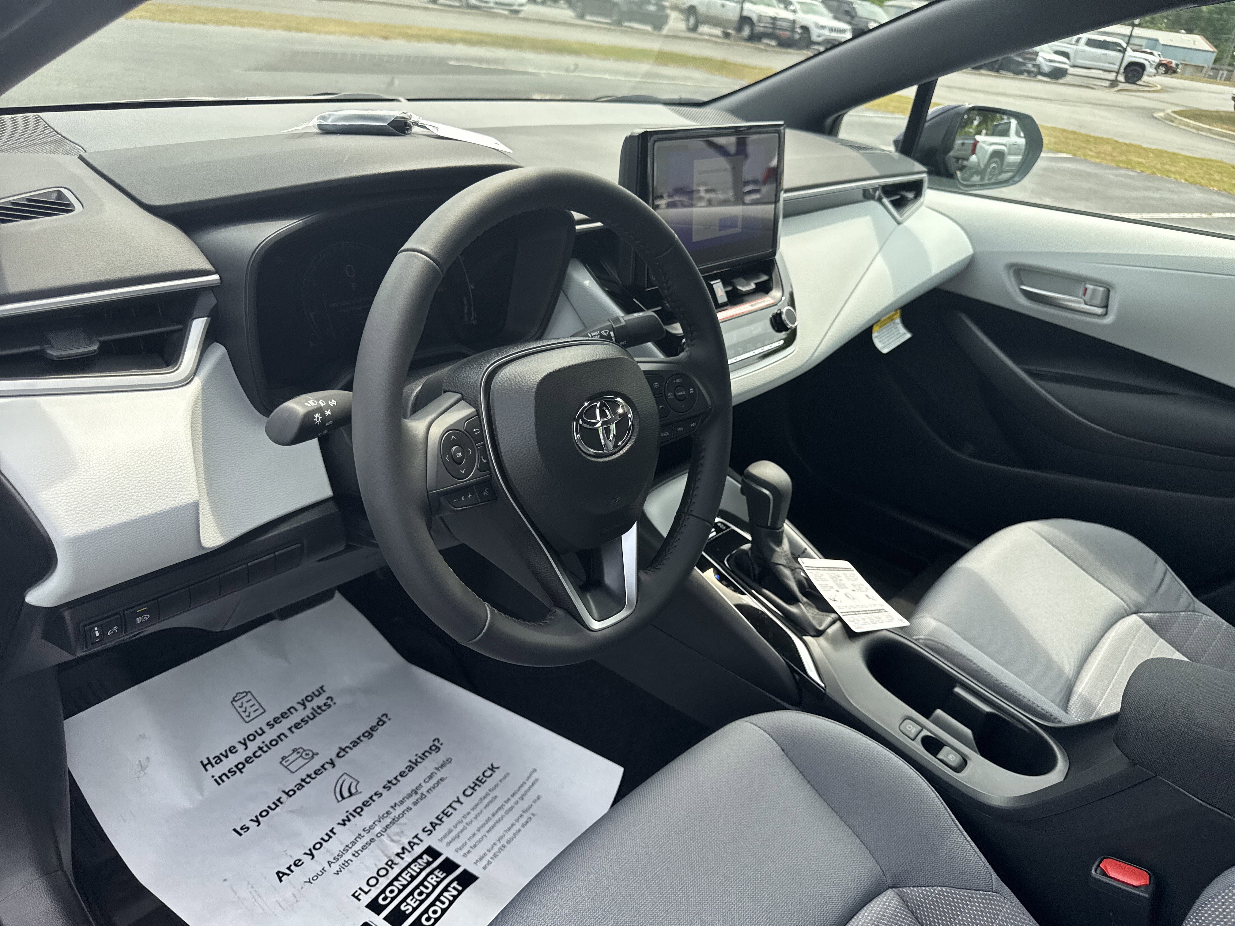 New 2026 Toyota Corolla SE FWD image 15