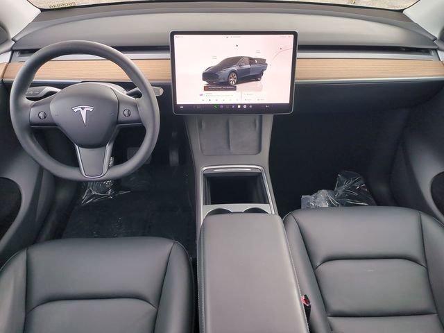 Used 2024 Tesla Model Y Long Range image 26