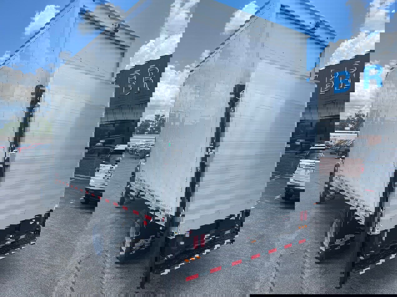 Used 2024 Ford F550 2WD Regular Cab Super Duty image 5