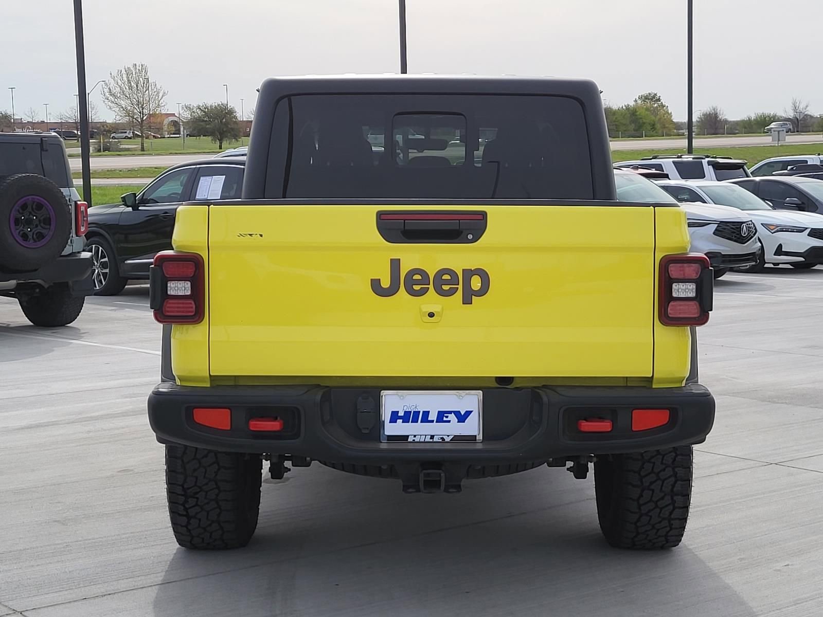 Used 2023 Jeep Gladiator Rubicon w/ LED Lighting Group image 4