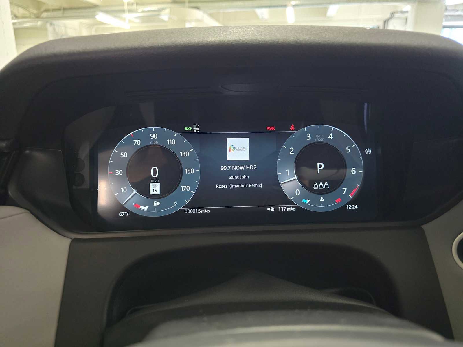 New 2026 Land Rover Range Rover Velar Dynamic SE image 24