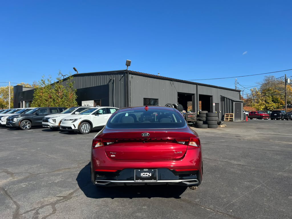 Used 2021 Kia K5 LXS FWD image 4