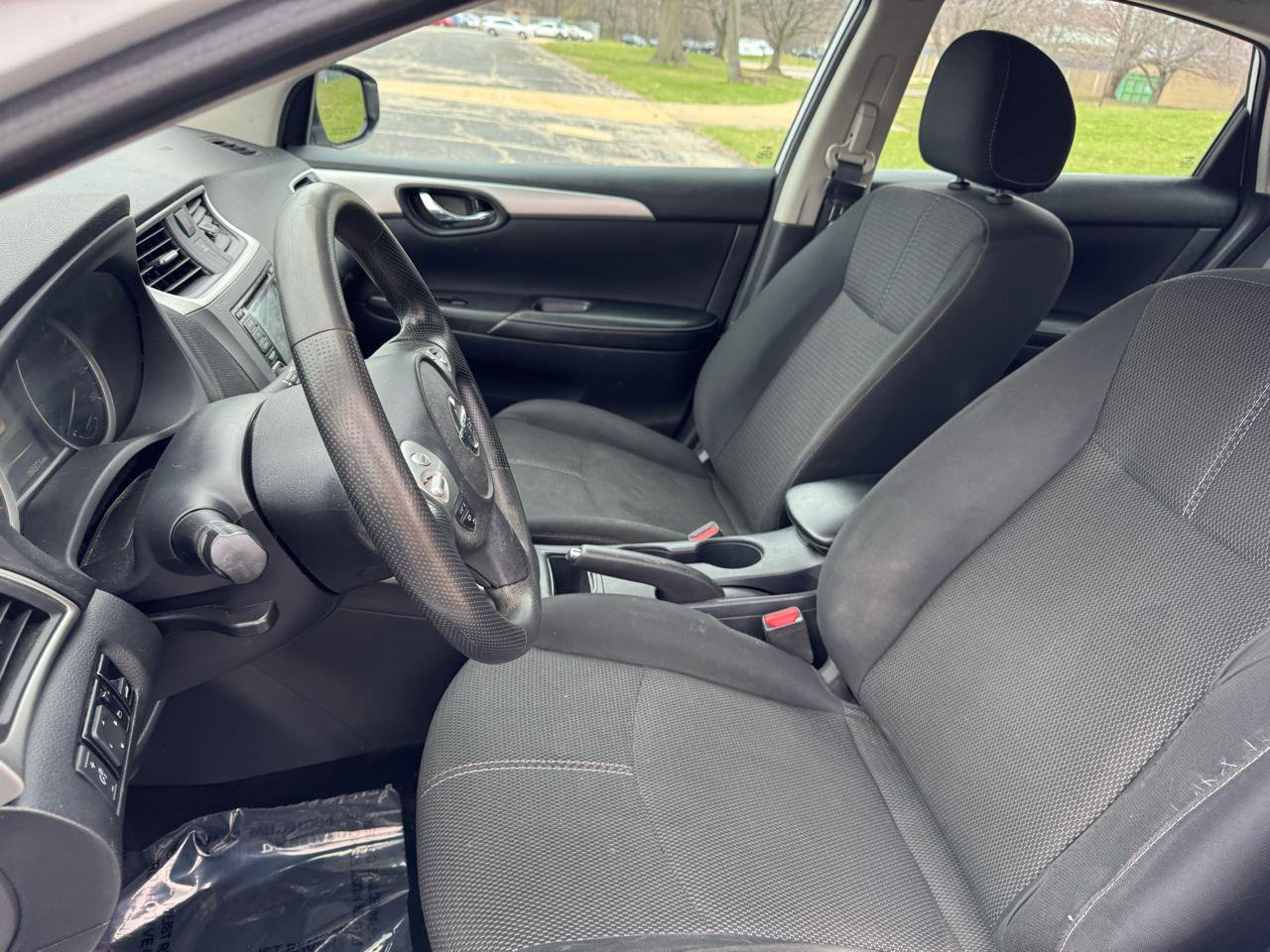 Used 2018 Nissan Sentra S image 27