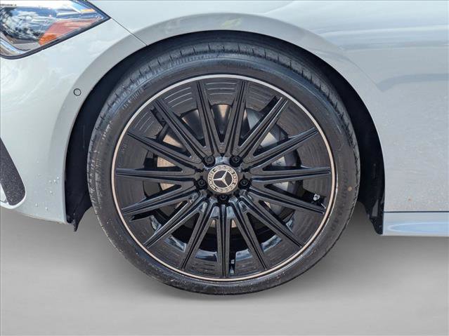 New 2026 Mercedes-Benz CLE 300 4MATIC Coupe image 9