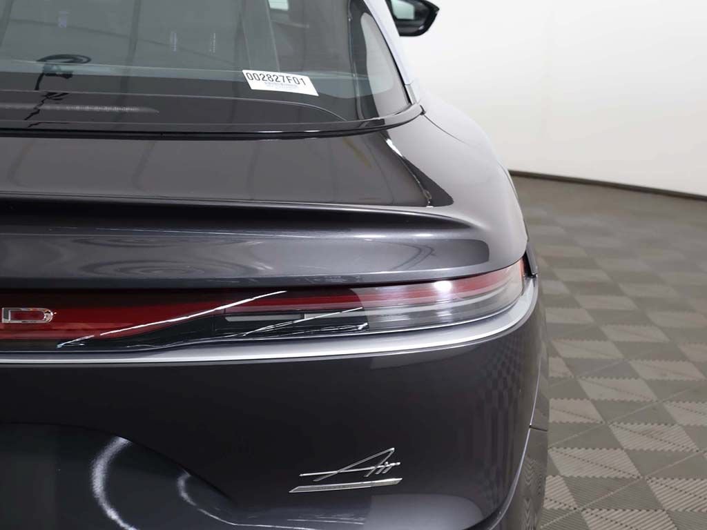 Used 2023 Lucid Air Touring AWD/4WD image 18