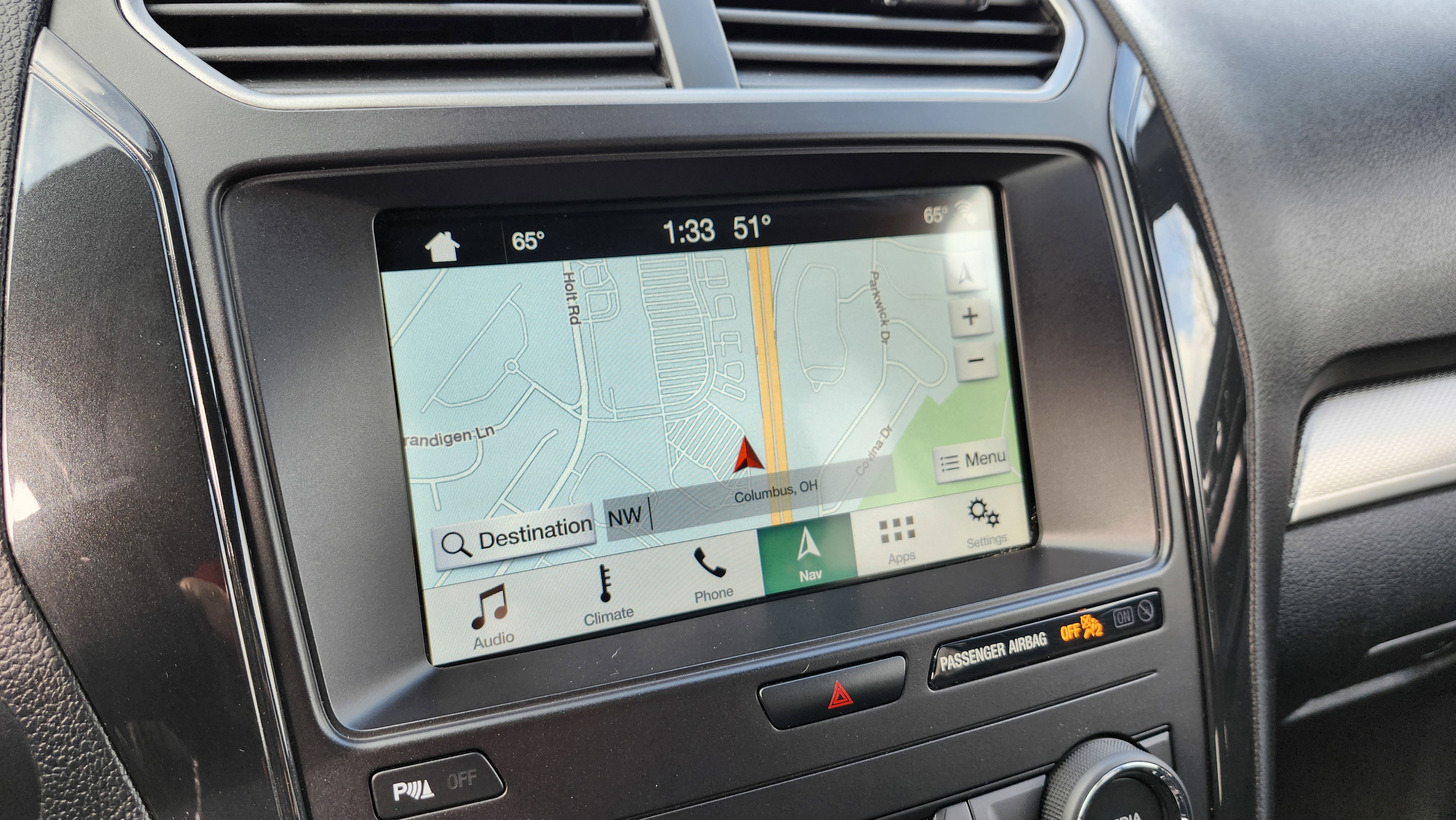 Used 2019 Ford Explorer XLT w/ Equipment Group 202A image 2