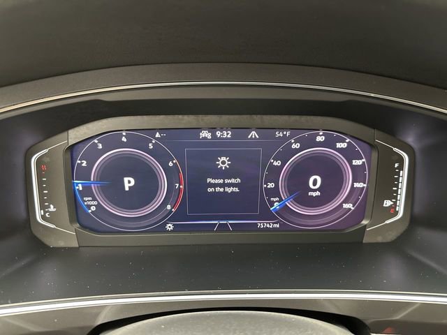 Used 2021 Volkswagen Tiguan SEL image 16