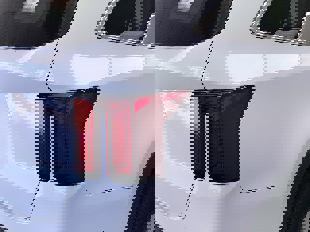 Certified 2025 Kia Sorento LX image 10